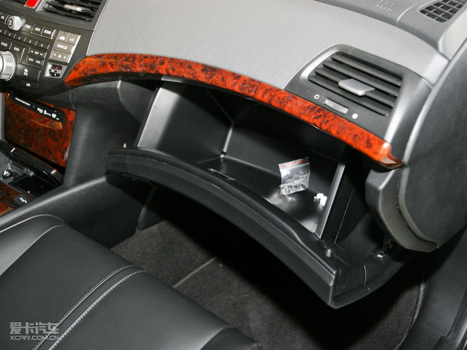 2011Ԋ(sh)D 3.5L Ԅ(dng)Ş