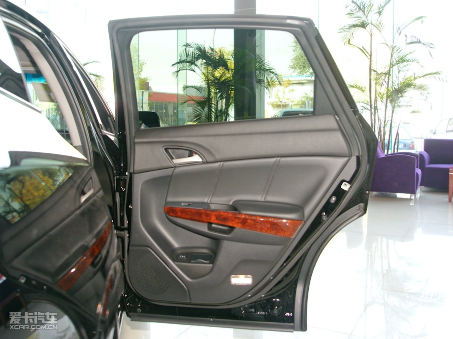 2011Ԋ(sh)D 3.5L Ԅ(dng)Ş