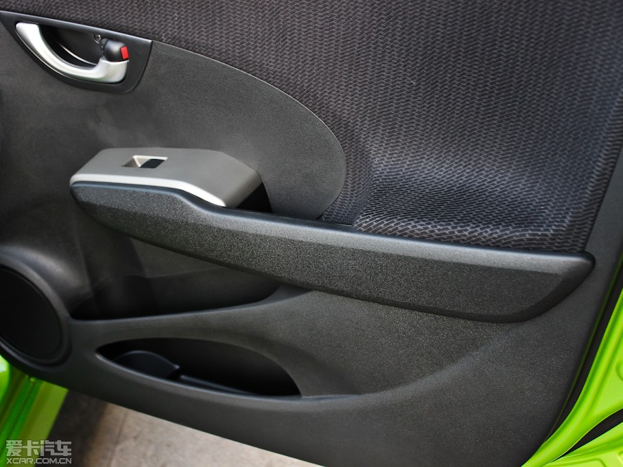 2013wHybrid 1.3L Hybrid