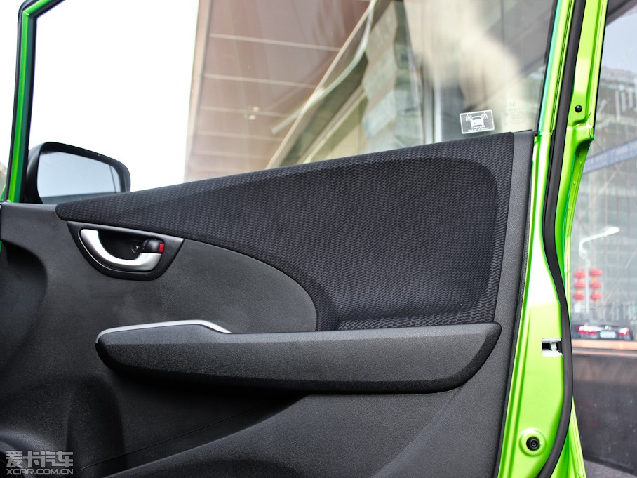 2013wHybrid 1.3L Hybrid