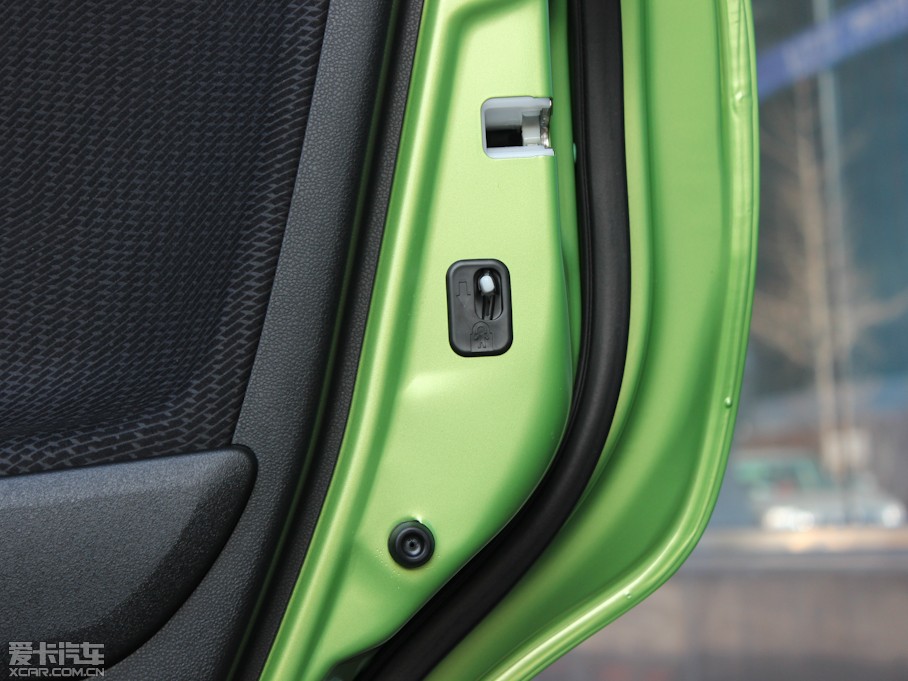 2013wHybrid 1.3L Hybrid