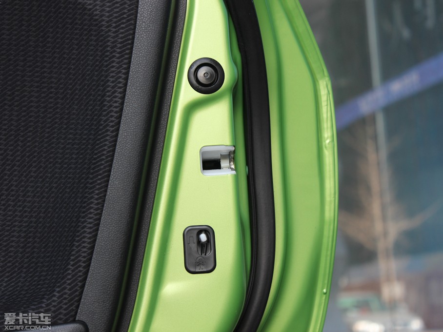 2013wHybrid 1.3L Hybrid