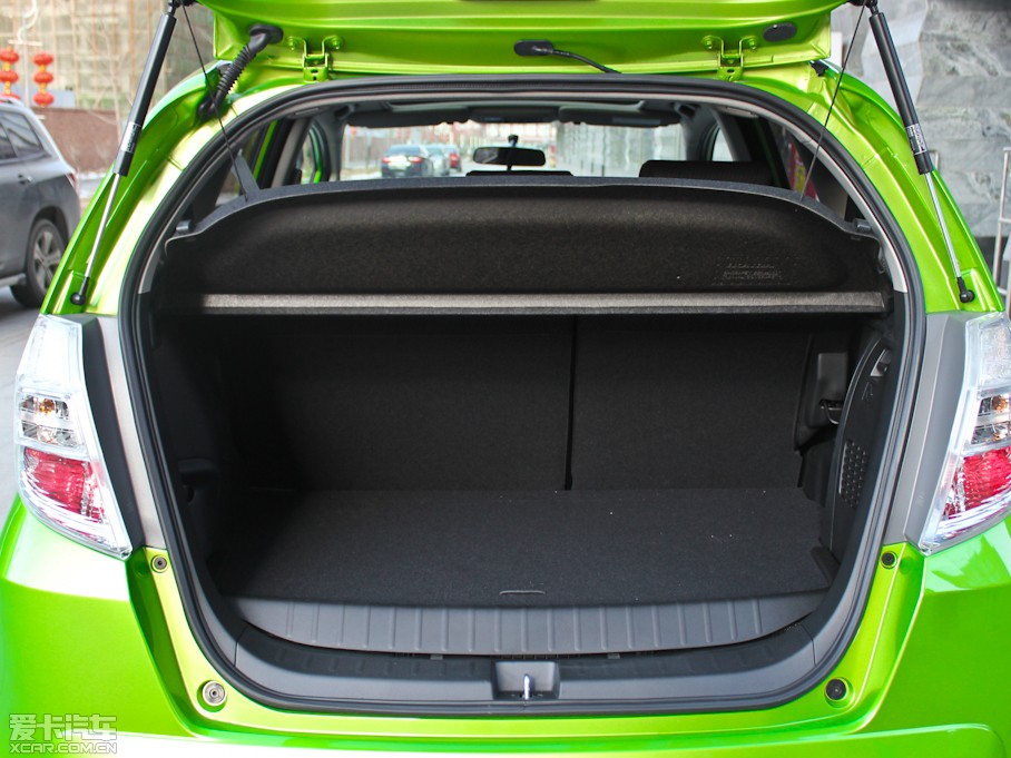 2013wHybrid 1.3L Hybrid