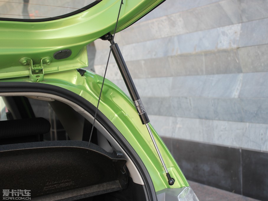 2013wHybrid 1.3L Hybrid