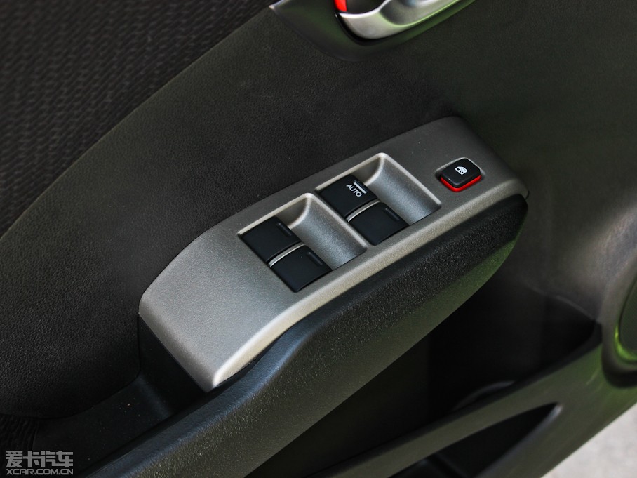 2013wHybrid 1.3L Hybrid