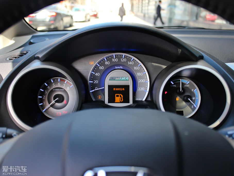 2013wHybrid 1.3L Hybrid