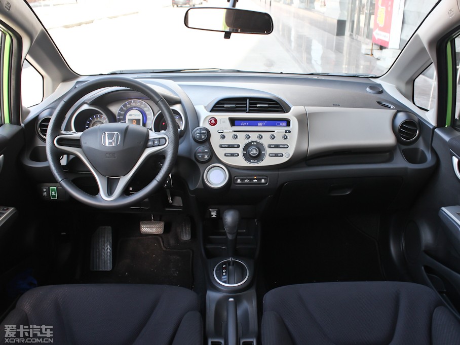 2013wHybrid 1.3L Hybrid