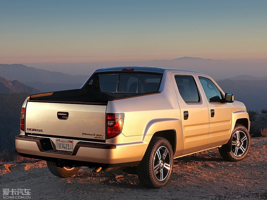 2012Ridgeline Sport
