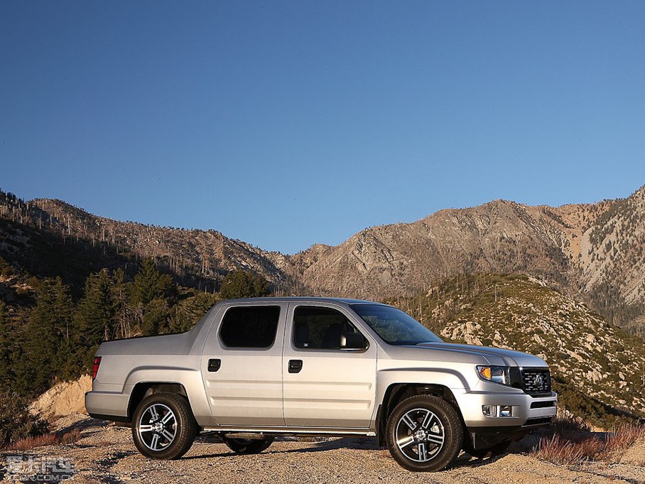 2012Ridgeline Sport