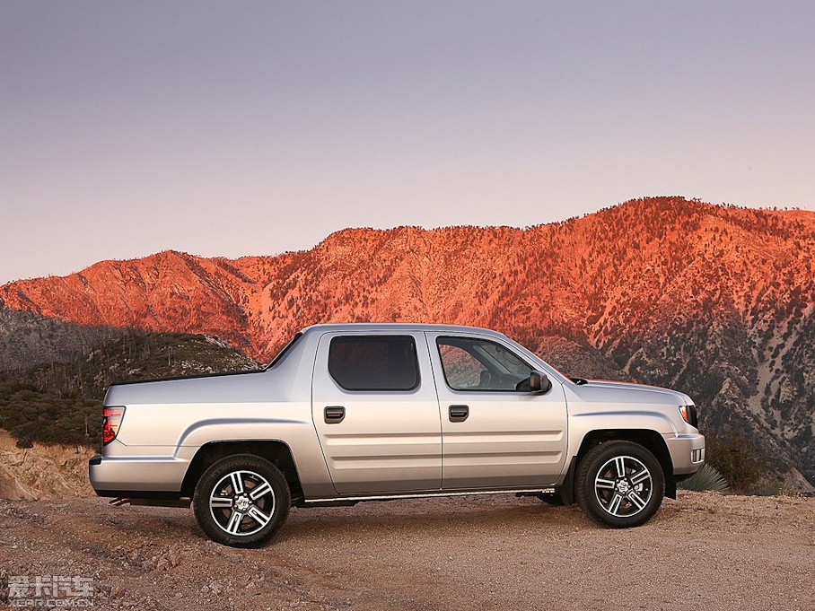 2012Ridgeline Sport