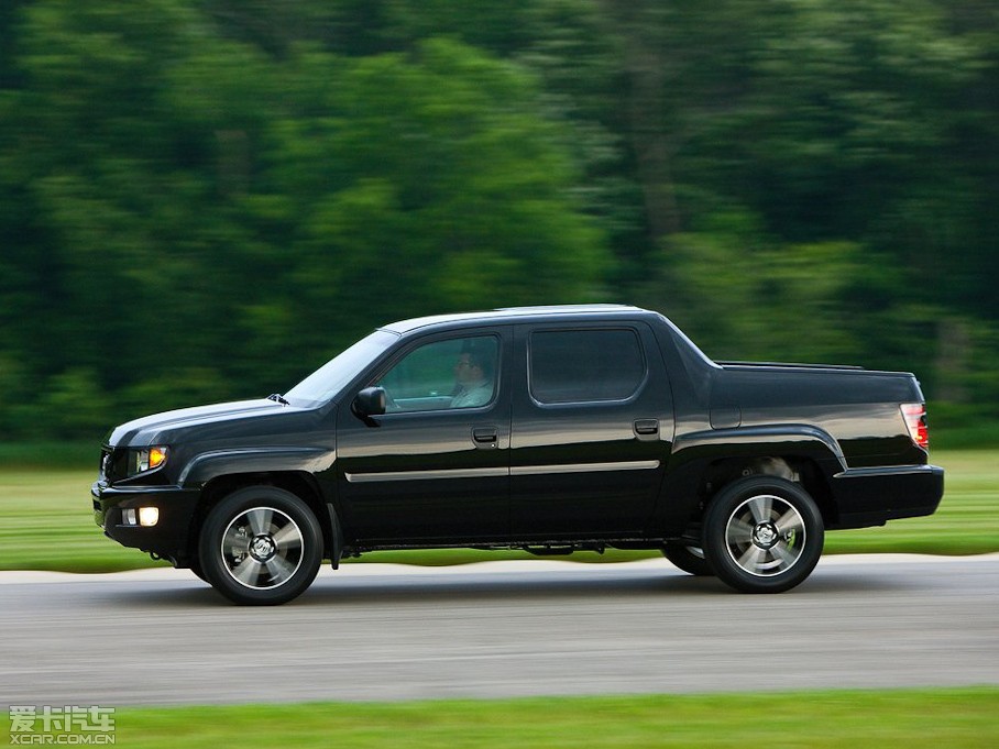 2012Ridgeline Sport