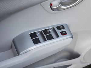 2013��EV �п؅^