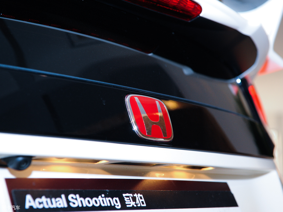 2015˼(M) Type R