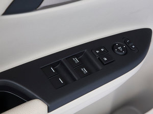 2014款PHEV 混动版 中控区