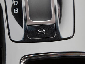 2014款PHEV 混动版 中控区