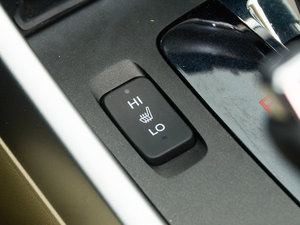 2015款Hybrid 中控区