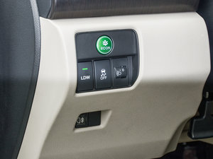 2015款Hybrid 中控区