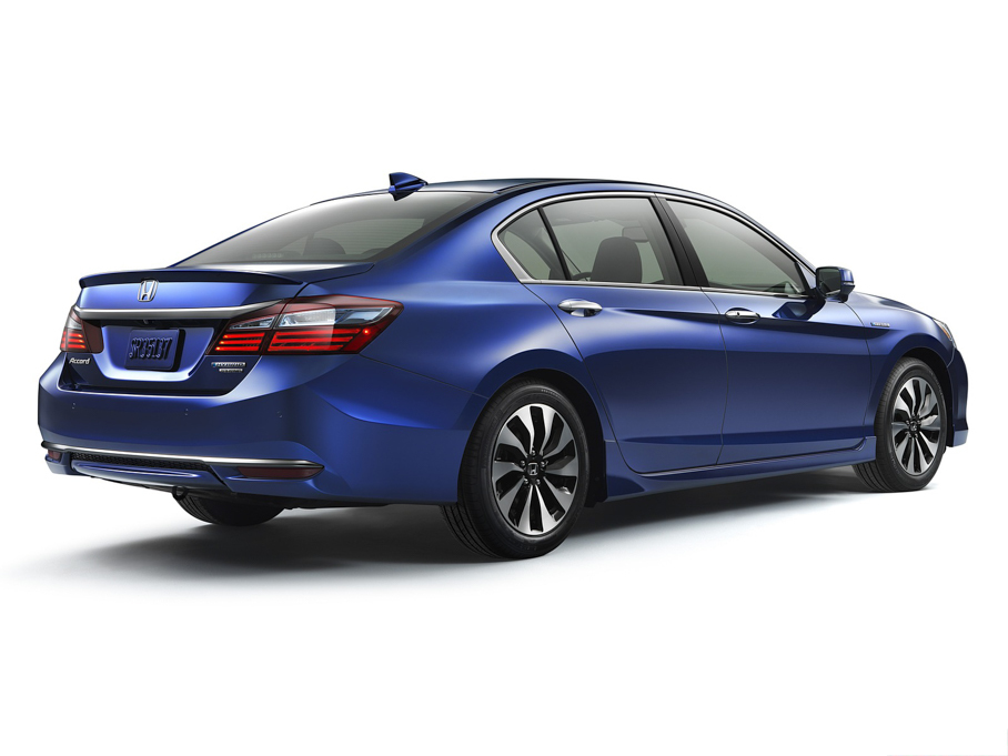 2016w() TOURING Hybrid