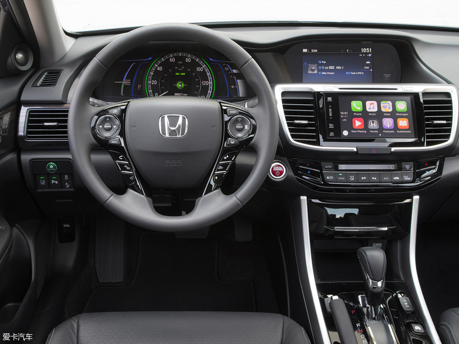 2016�����w(����) TOURING Hybrid