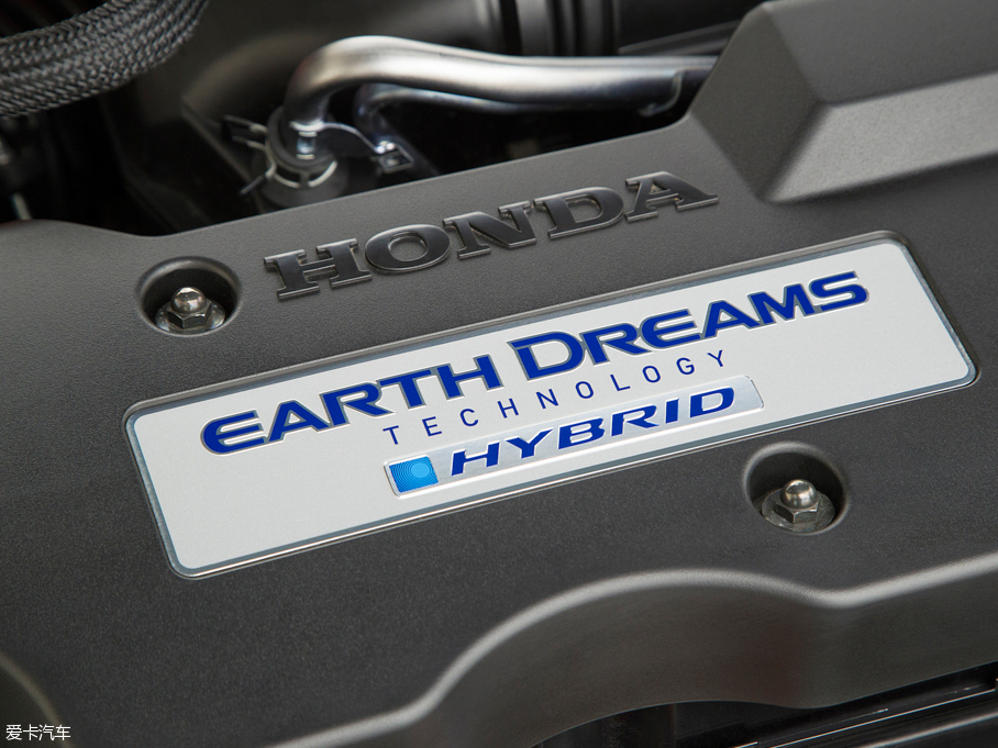 2016�����w(����) TOURING Hybrid