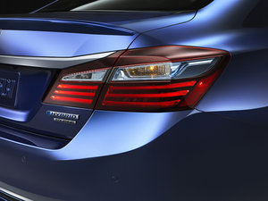 2016TOURING Hybrid (x)(ji)^