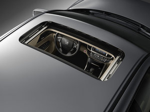 2016TOURING Hybrid (x)(ji)^