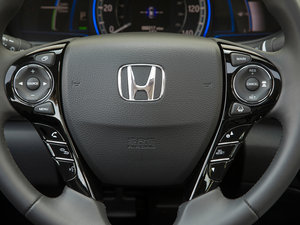 2016TOURING Hybrid п؅^(q)