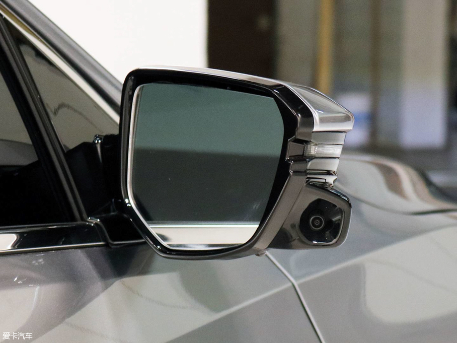 2018���Insight ������