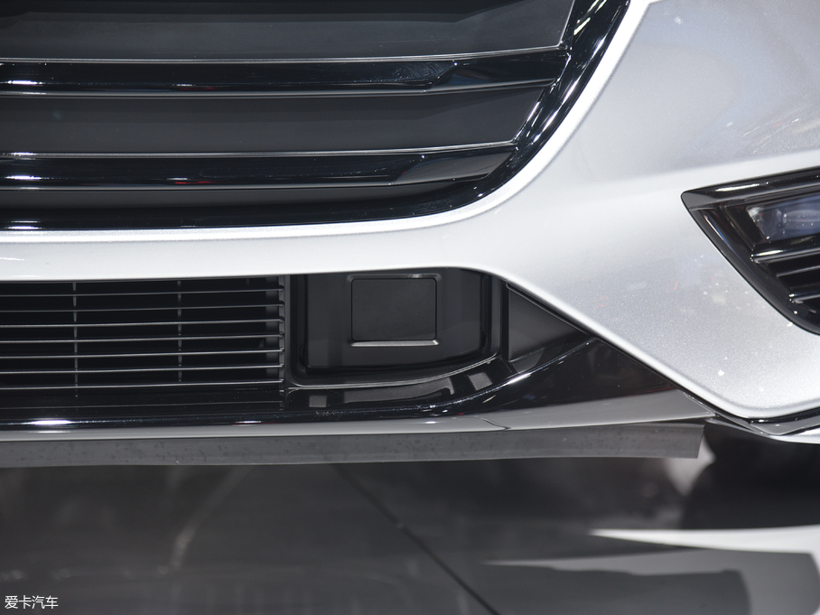 2018���Insight ������