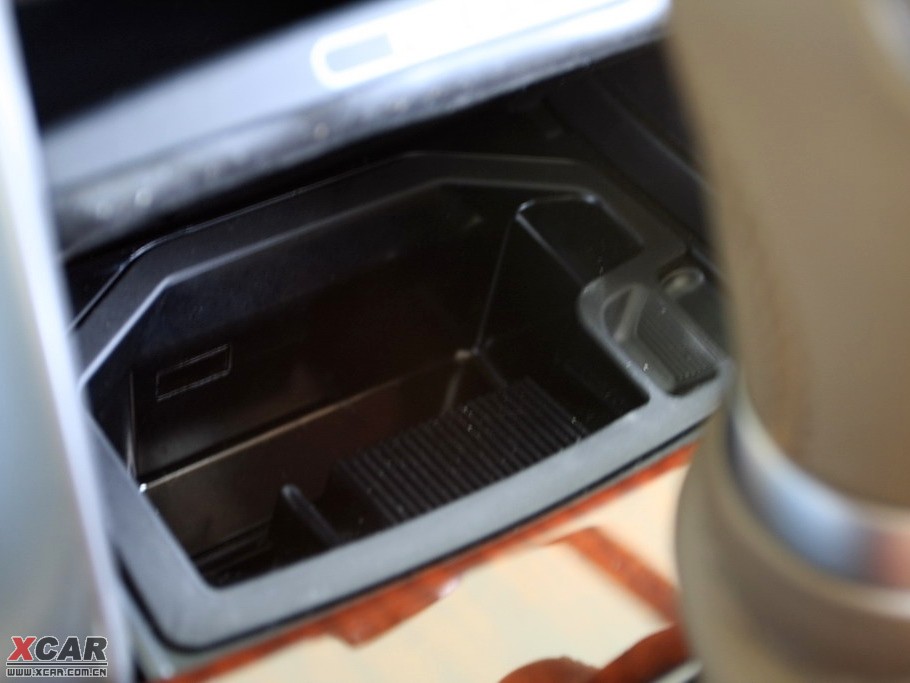 2009��֎��RL 3.7L �Ԅ�(d��ng)