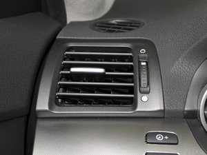 2009款3.5L 豪华运动版 中控区