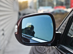 2012��3.7L  �������^