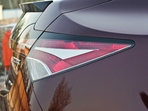 2012��3.7L  �������^