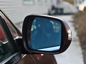 2012��3.7L  �������^