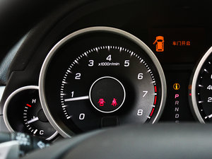 2012��3.7L  �п؅^