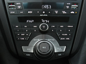 2012款3.7L  音响调节