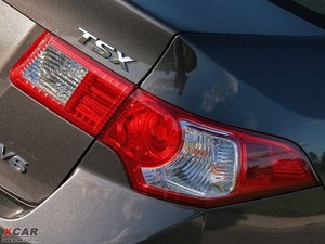 2011کTSX β