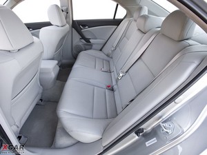 2011款讴歌TSX 空间座椅