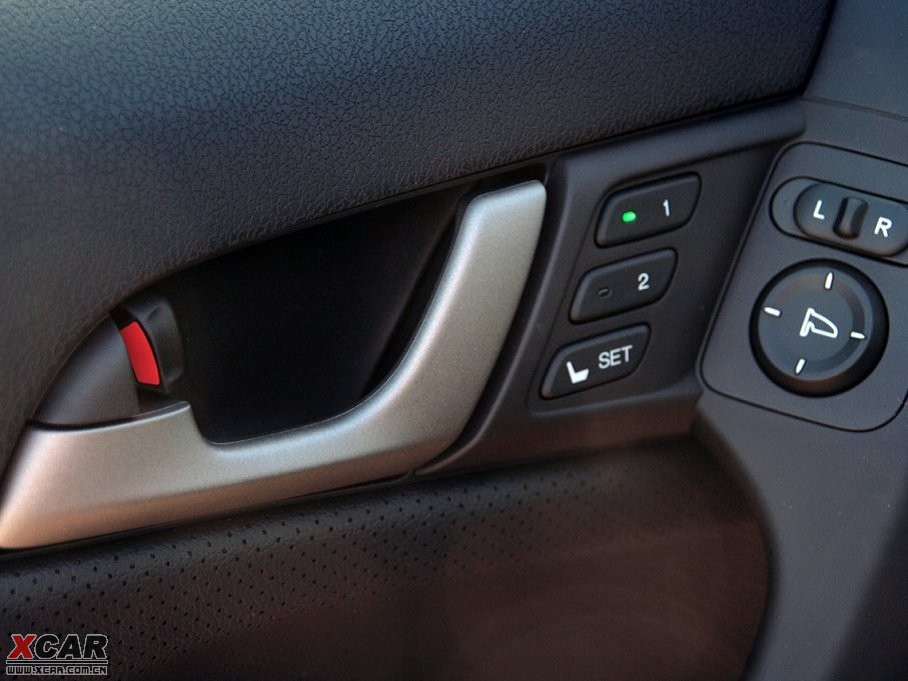 2011��֎��TSX 