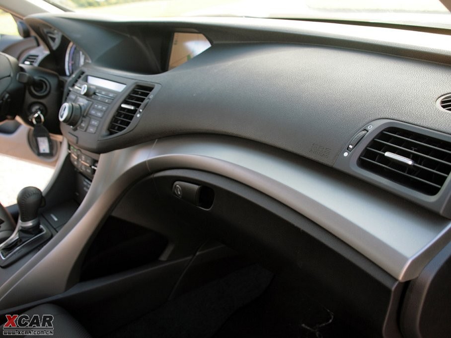 2011��֎��TSX 