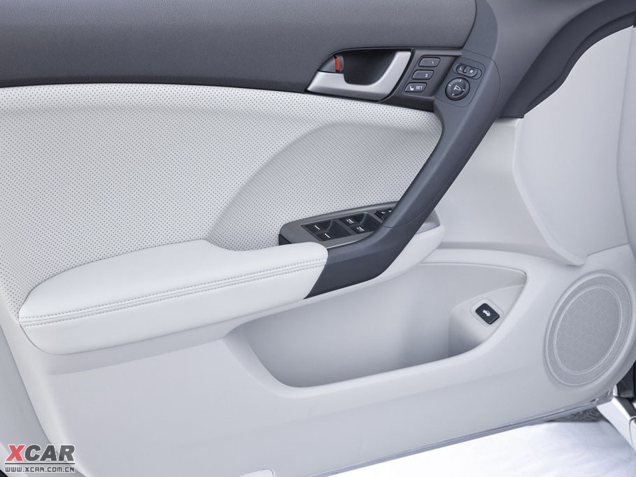 2011��֎��TSX 