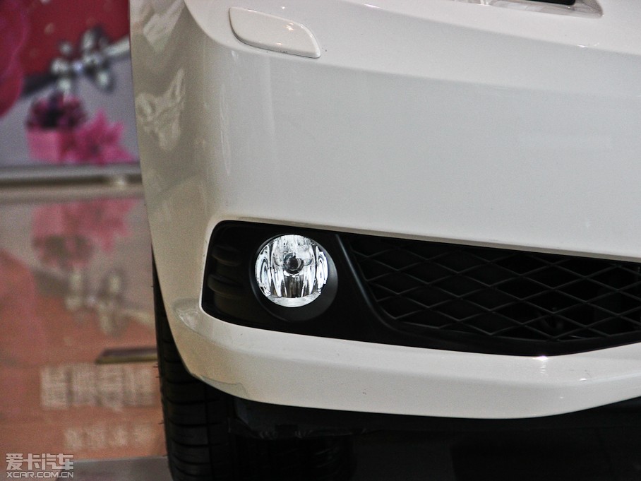 2013��֎��ILX 2.0L �ԄӾ��J��