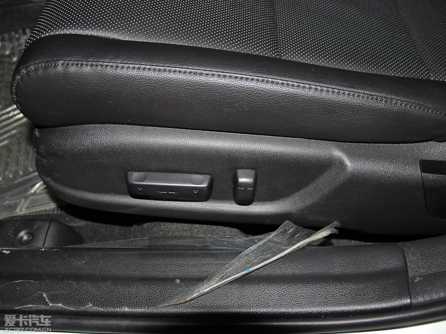 2013��֎��ILX 2.0L �ԄӾ��J��