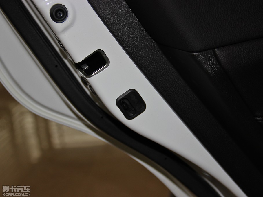 2013��֎��ILX 2.0L �ԄӾ��J��