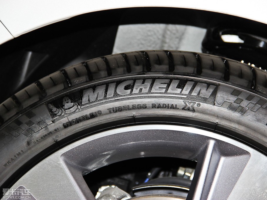 2013��֎��ILX 2.0L �ԄӾ��J��