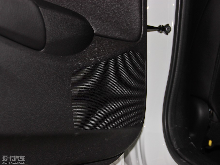 2013��֎��ILX 2.0L �ԄӾ��J��