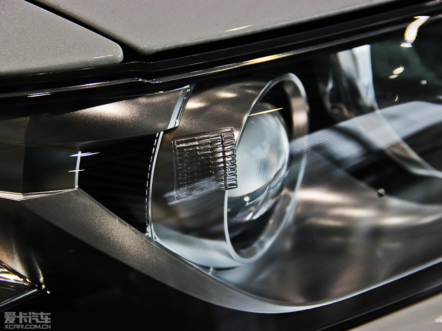 2013��֎��ILX 2.0L �ԄӾ��J��