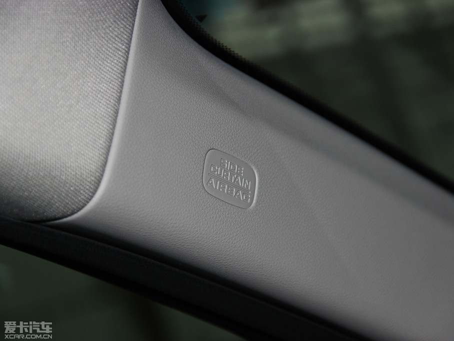 2013��֎��ILX 2.0L �ԄӾ��J��