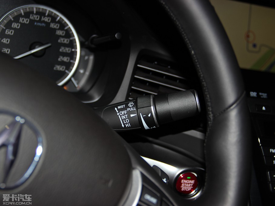 2013��֎��ILX 2.0L �ԄӾ��J��