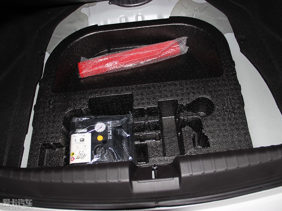 2013��֎��ILX 2.0L �ԄӾ��J��